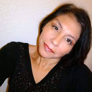 Meet your Posher, Corina